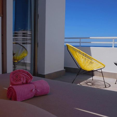 Апарт отель Typic Marina Playa - Adults Only Сан-Антонио-Абад Экстерьер фото