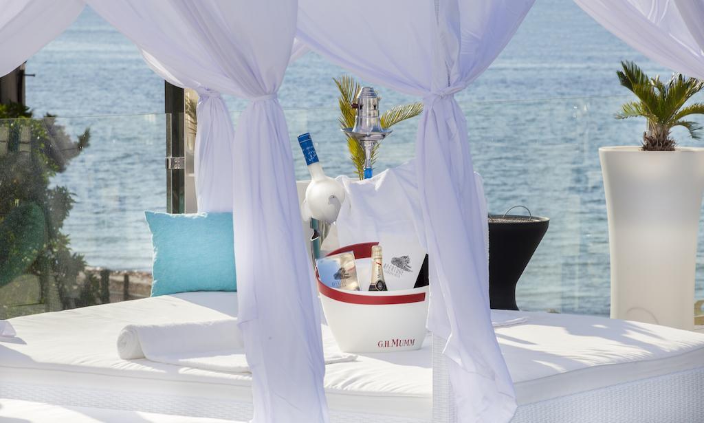 Апарт отель Typic Marina Playa - Adults Only Сан-Антонио-Абад Экстерьер фото